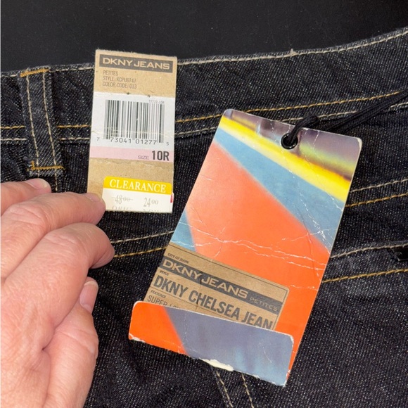 DKNY Petite 10R Women's Black Jeans Chelsea Low Rise Straight Leg Long Slim Fit - Picture 6 of 12